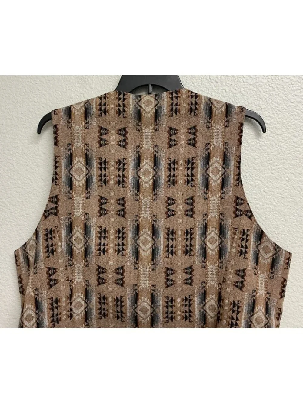 VTG Pendleton High Grade Western Wear Vest Southwestern Aztec Wool Sz XXL Lined